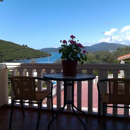 Apartments Vila Lazarevic Tivat Bagian luar foto