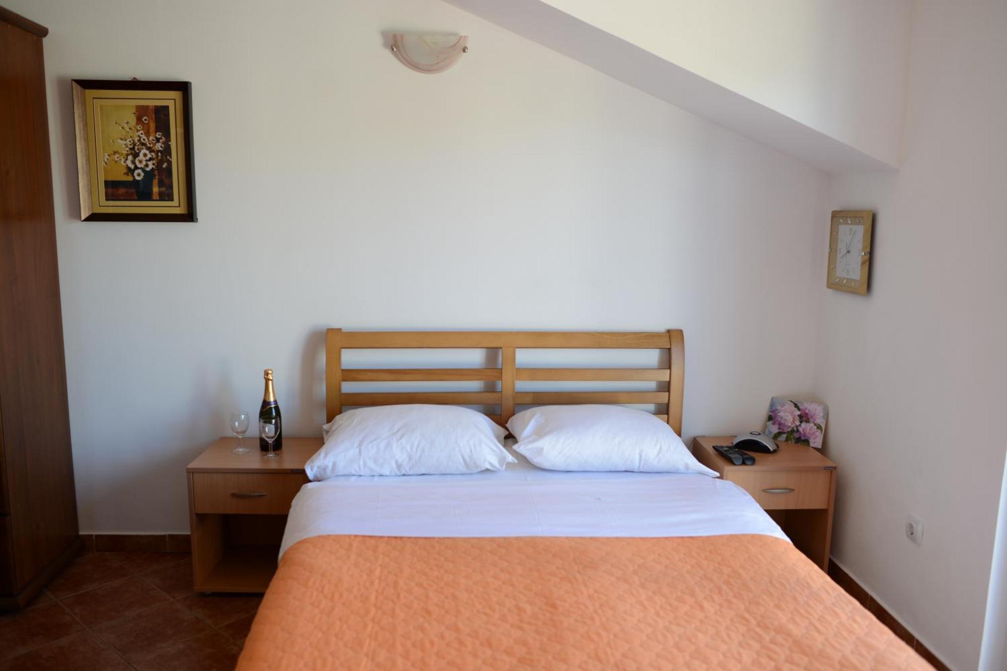 Apartments Vila Lazarevic Tivat Ruang foto